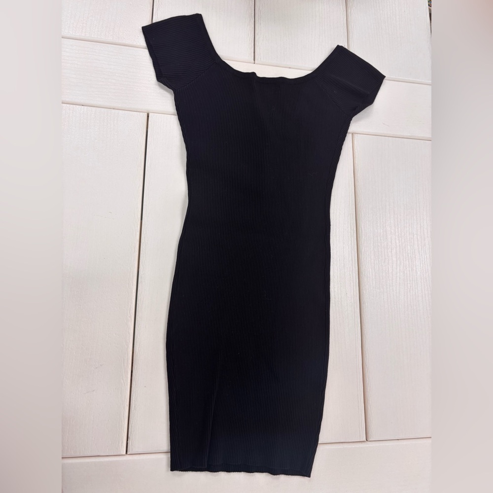 Black Ribbed Bodycon Dress - Picture 5 of 7